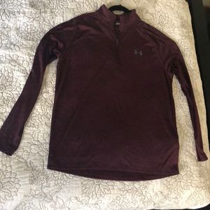 Under armor loose heat shirt